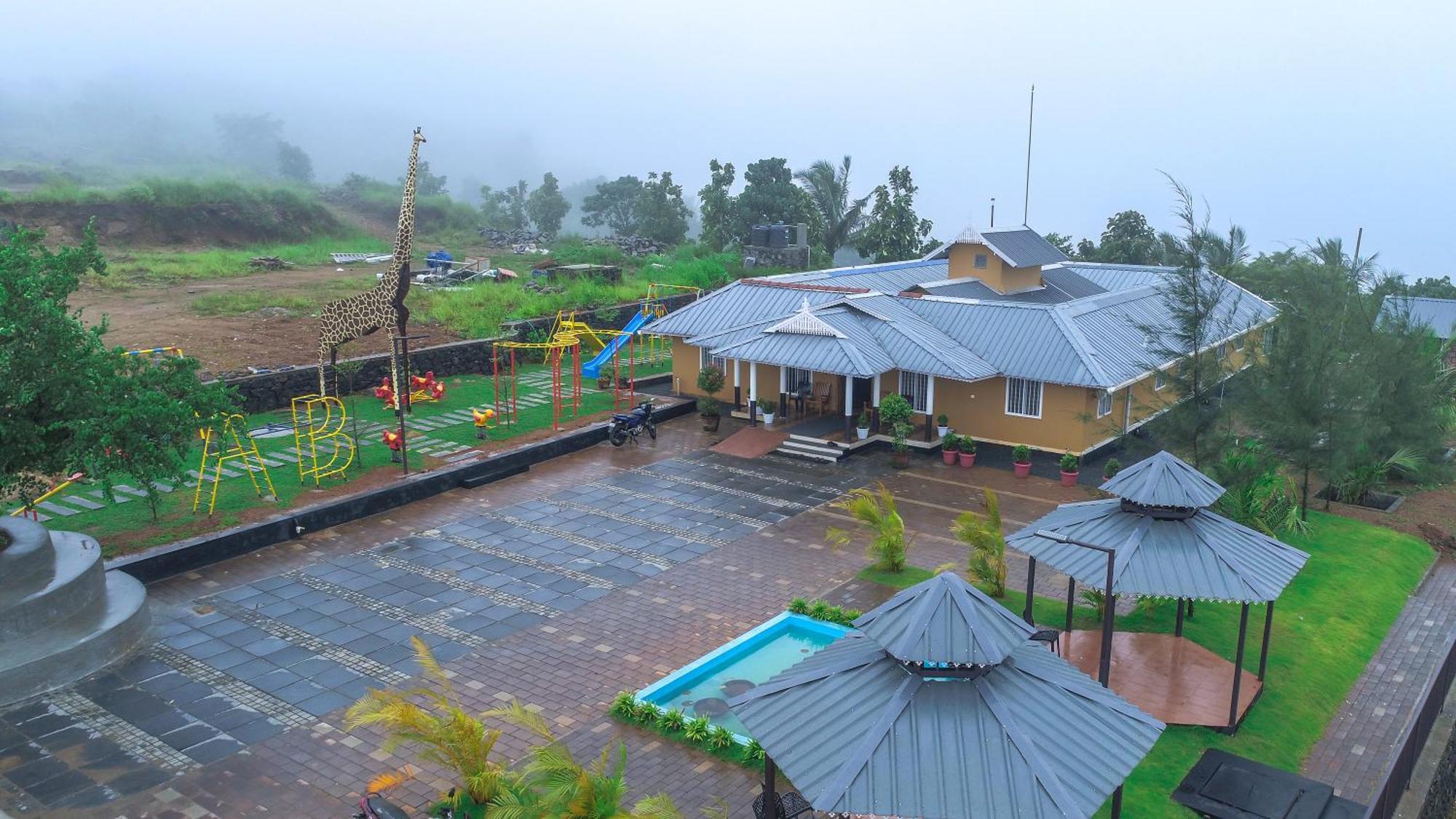 Misty Green Hills Parks & Resorts Kondotty エクステリア 写真