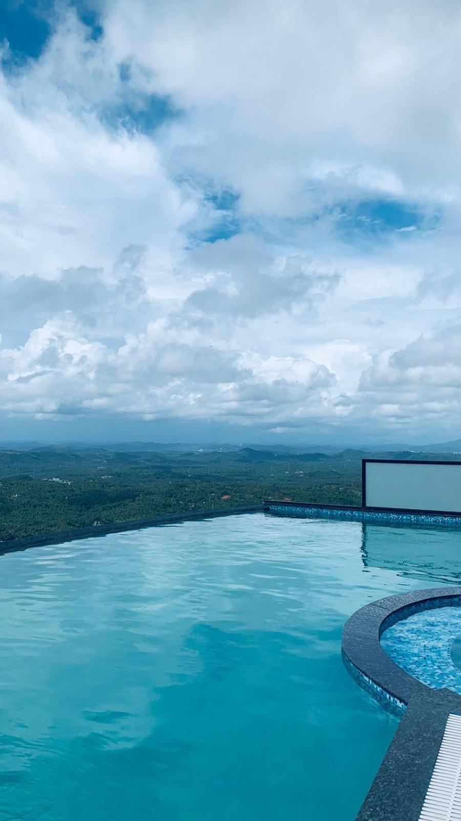 Misty Green Hills Parks & Resorts Kondotty エクステリア 写真