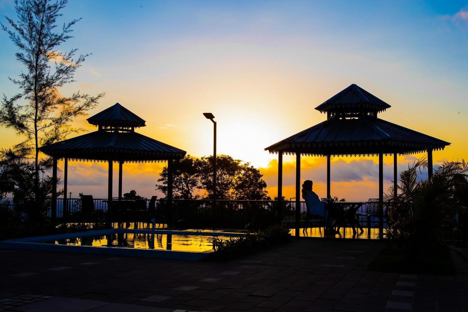 Misty Green Hills Parks & Resorts Kondotty エクステリア 写真