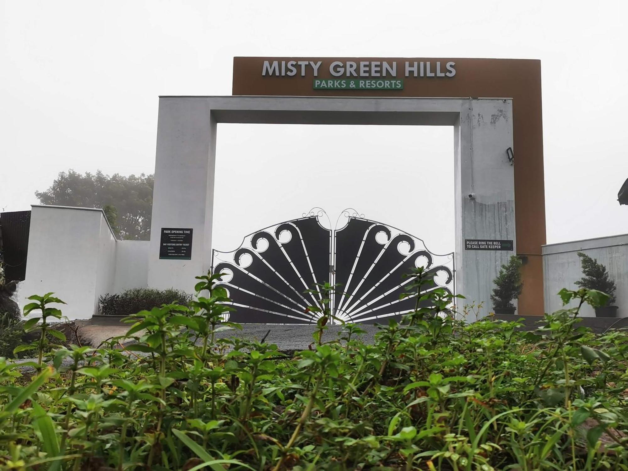 Misty Green Hills Parks & Resorts Kondotty エクステリア 写真