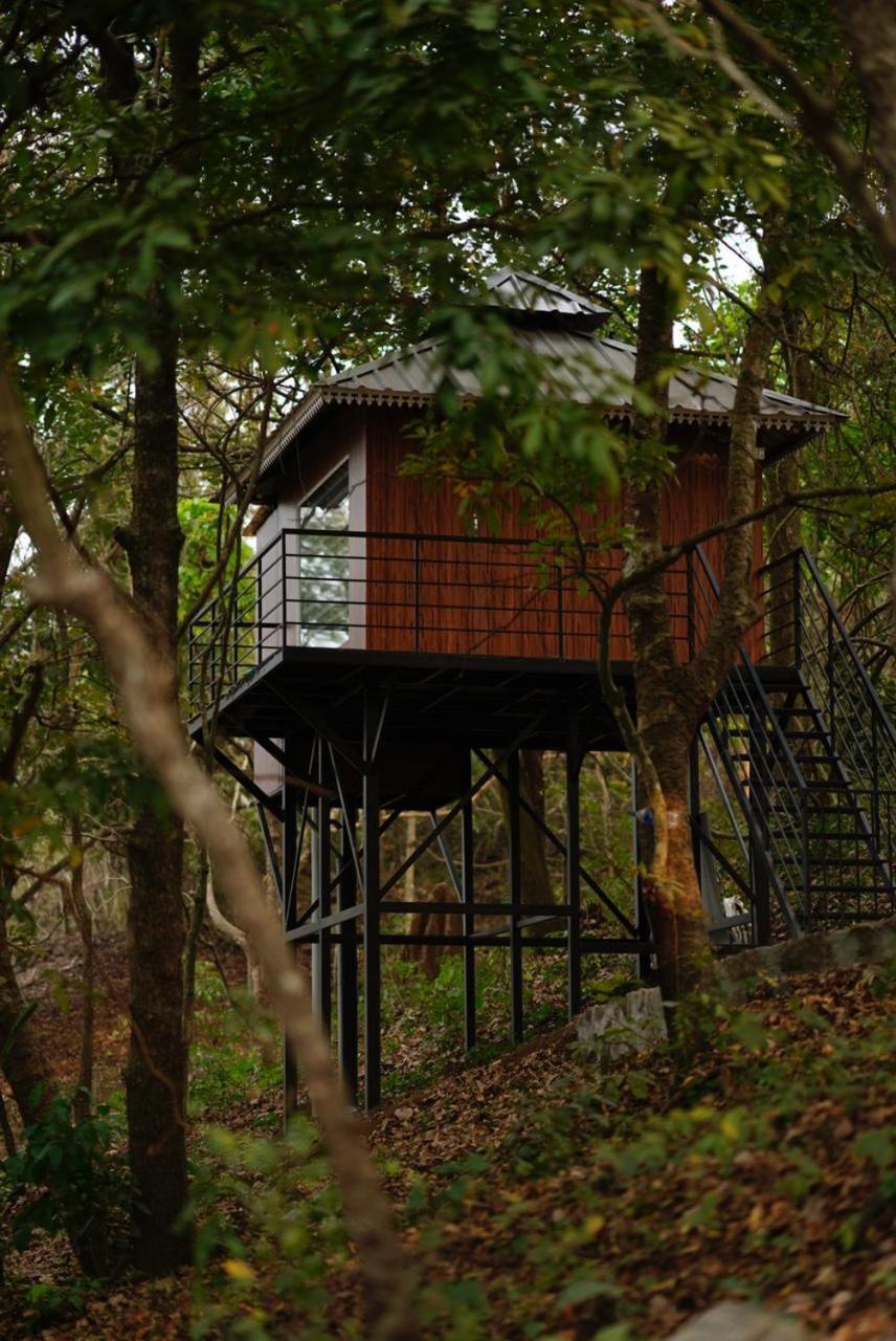 Misty Green Hills Parks & Resorts Kondotty エクステリア 写真