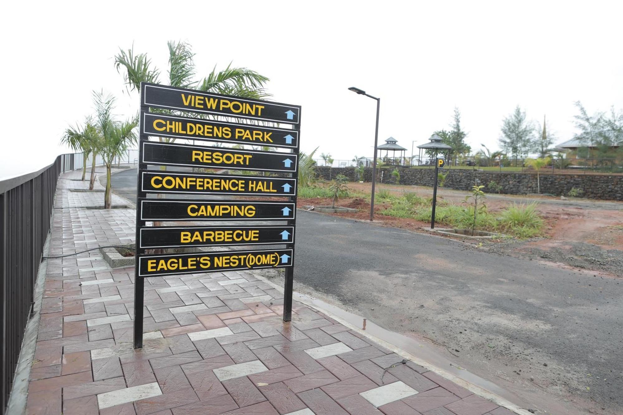 Misty Green Hills Parks & Resorts Kondotty エクステリア 写真