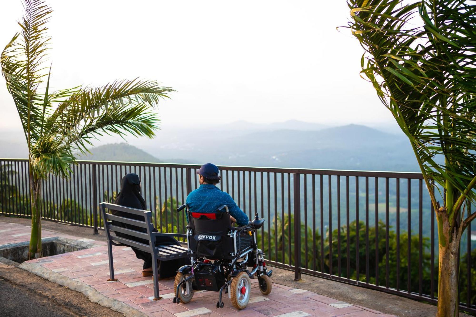 Misty Green Hills Parks & Resorts Kondotty エクステリア 写真